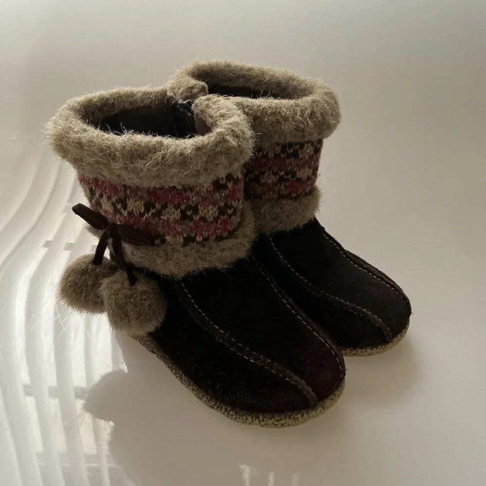Cherokee Toddler Girls Winter Boots Size 6 Brown Suede Fair Isle Pom -Pom
